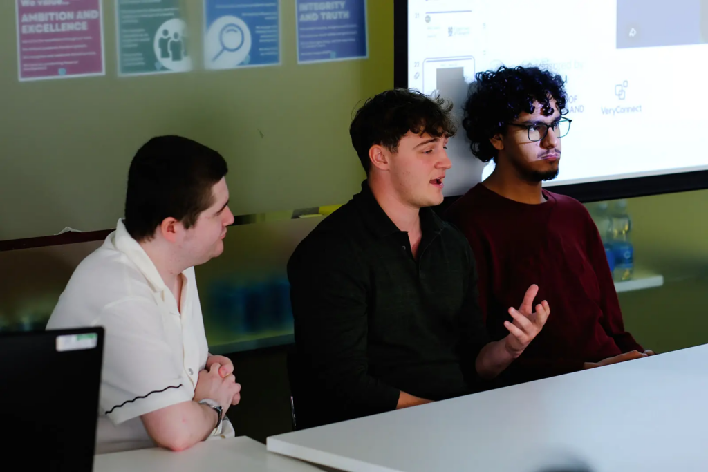 Team ESE2 pitching their project Neurish. Photo by Harry Devine